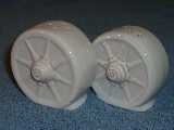 Wagonwheel Millennium shakers glazed white